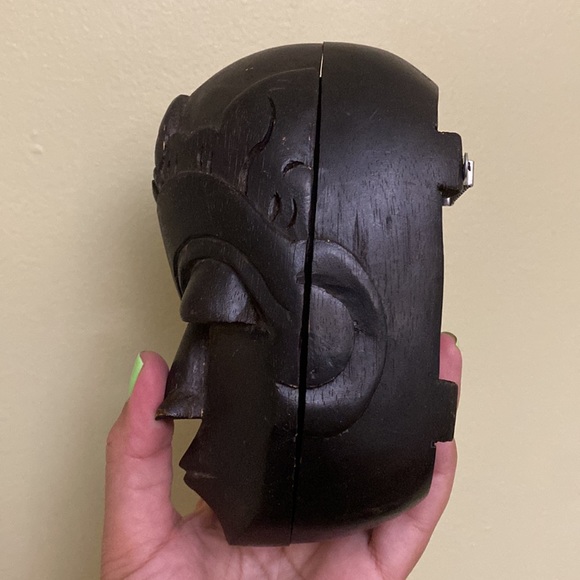 Vintage Wooden Hand Carved African Keepsake Trinket - Picture 3 of 11